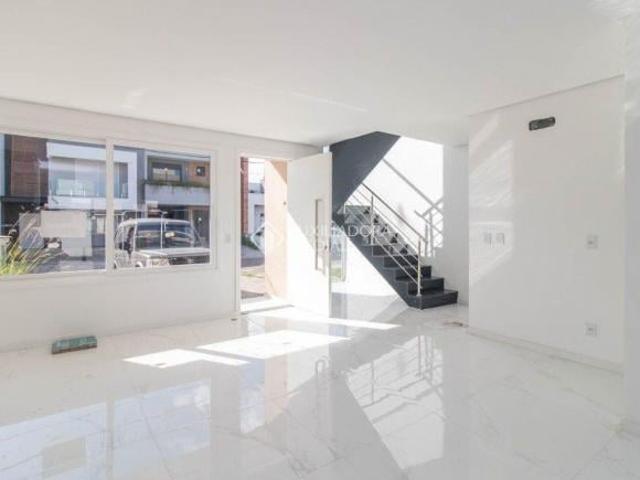 Casa em condomínio 162m² no Aberta dos Morros com 3 suítes e pátio