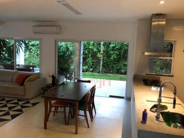 Casa em condomínio 268 m² terreno 400 m² 4 suítes 4 vagas R$ 2.100.000 Praia de Pauba