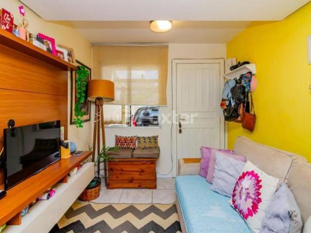 Casa em Condomínio, 2 dormitórios, 50.6 m², em Ipanema
