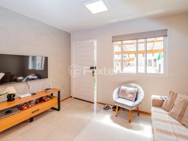 Casa em Condomínio, 2 dormitórios, 55.68 m², em Ponta Grossa