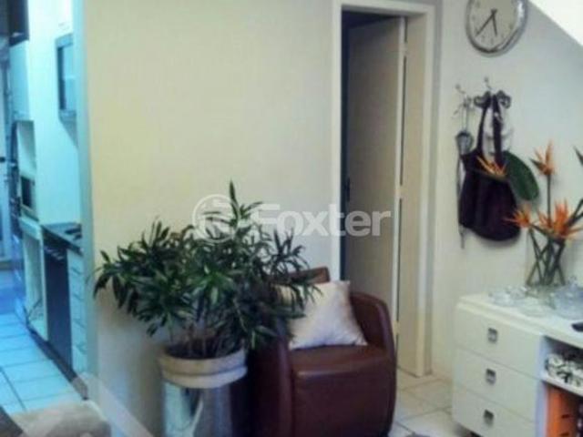 Casa em Condomínio, 2 dormitórios, 55 m², em Vila Nova