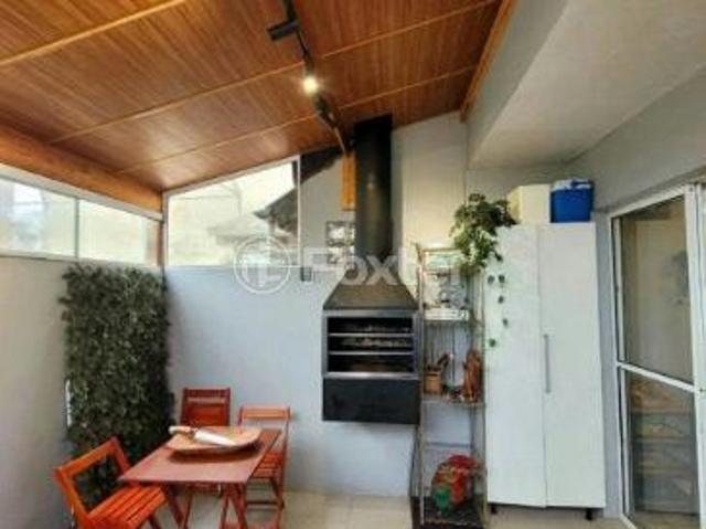 Casa em Condomínio, 2 dormitórios, 70 m², em Humaitá