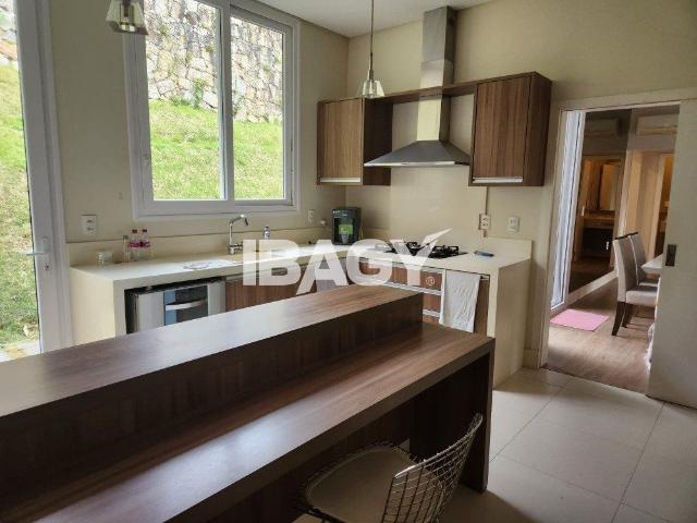 Casa em Condominio 2 Quartos Cacupé 200m²