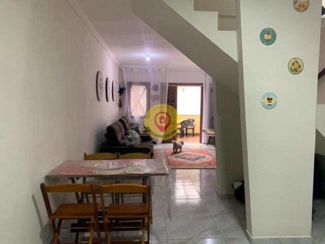 Casa em Condomínio – 2 Suítes, Churrasqueira Privativa e Área de Lazer