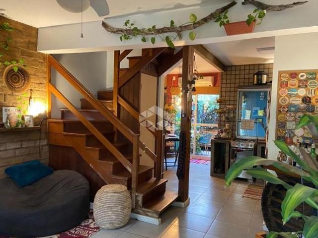 Casa em Condominio 2dormitorios com vaga