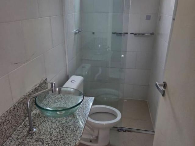 Casa Em Condomínio