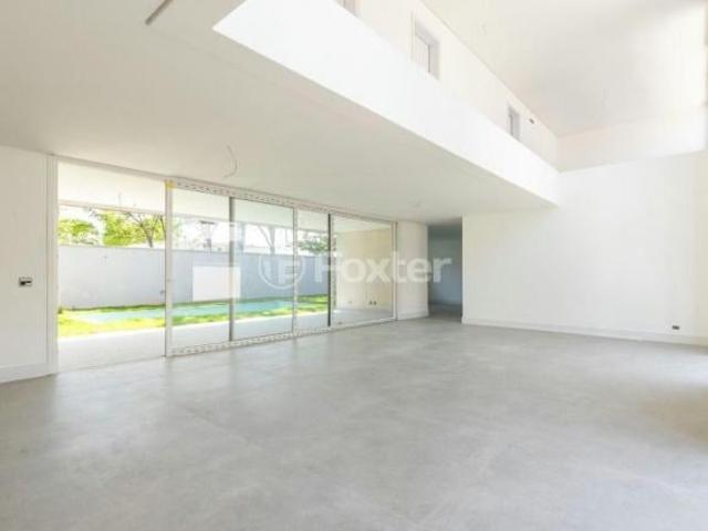 Casa em Condomínio, 4 dormitórios, 719 m², em Jardim Cordeiro