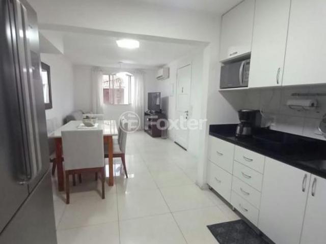 Casa em Condomínio, 4 dormitórios, 85 m², em Humaitá