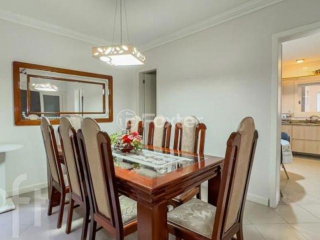 Casa em Condomínio, 4 dormitórios, 222.84 m², em Sarandi