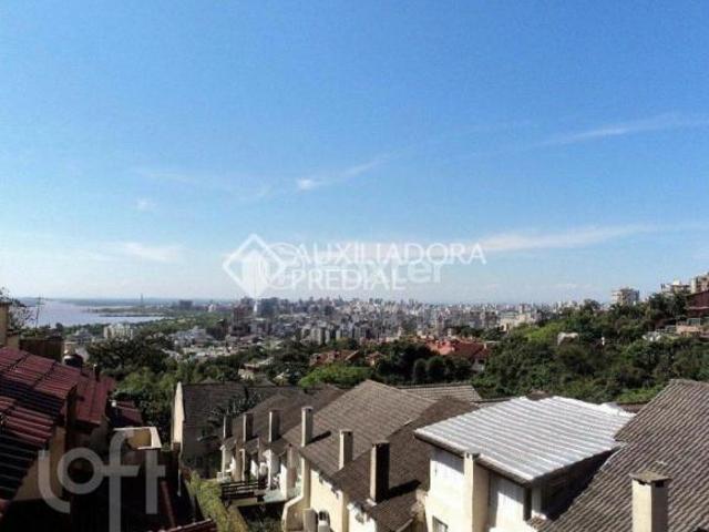Casa em Condomínio, 4 dormitórios, 328.59 m², em Santa Tereza
