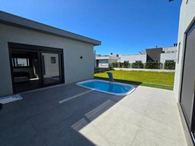 Casa em Condominio 4 dormitorios Bairro Zona Nova