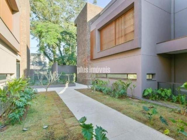 Casa em Condominio 4 Suites 5 Vagas no Alto da Boa Vista!