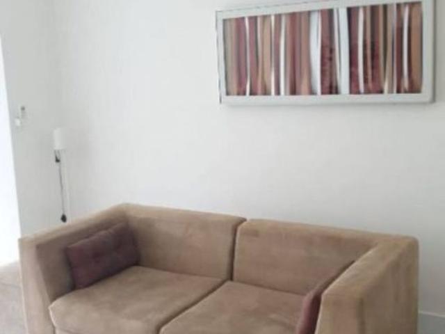 Casa Em Condomínio
