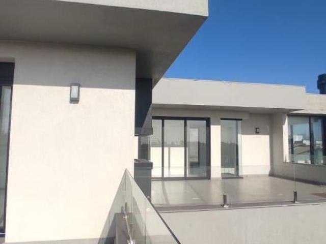 Casa em Condominio 5 dormitorios Bairro