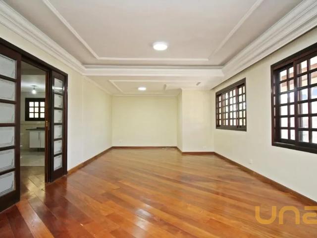 Casa em Condomínio 5 Quartos Guabirotuba 300m²