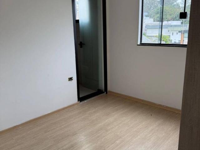 Casa Em Condomínio