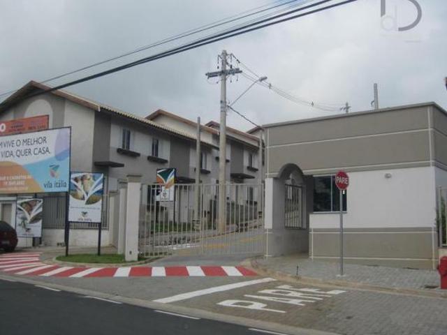 Casa em condomínio com dois quartos no bairro Capela em Vinhedo
