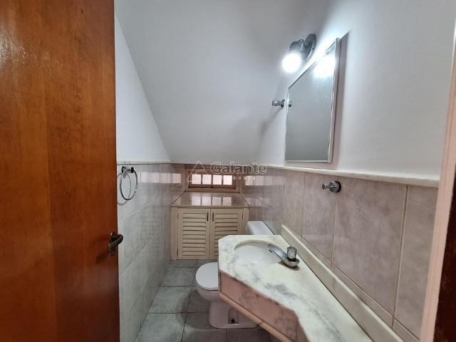 Casa em condomínio com 04 quartos para locação, em Barão Geraldo