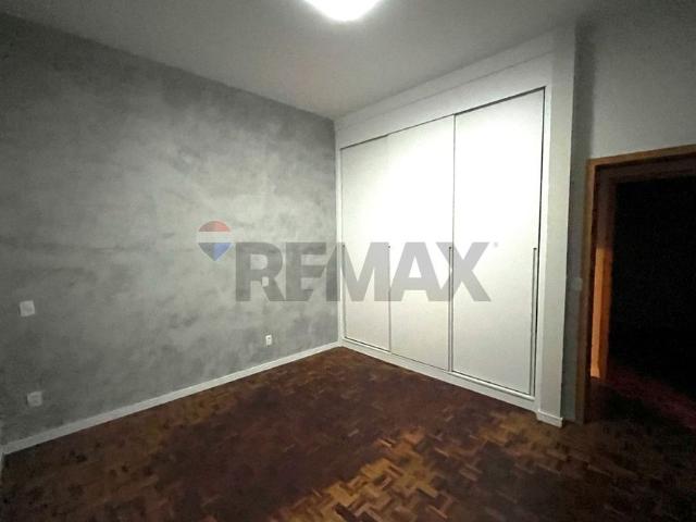 Casa em condomínio com 05 quartos e suíte Urbanova!