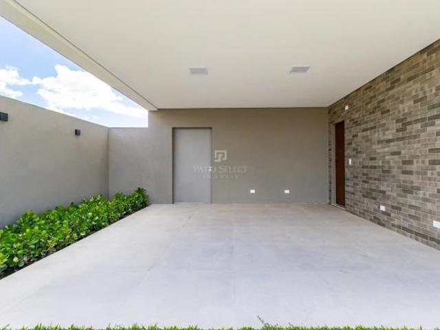 Casa em condomínio com 193 m², 3 quartos sendo 3 s