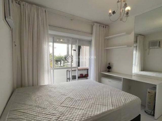 Casa em Condomínio com 2 quartos e 120m² para alugar em Lagoa da Conceição, Florianópolis