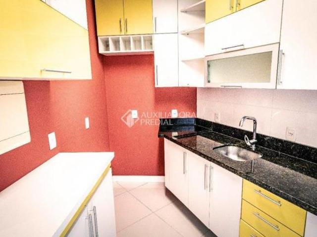 Casa em Condomínio com 3 quarto e Churrasqueira