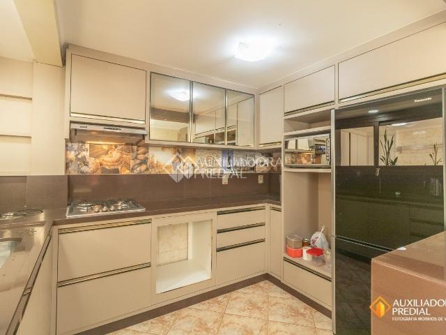 Casa em Condomínio com 3 quartos e 167m² para alugar em Cavalhada, Porto Alegre