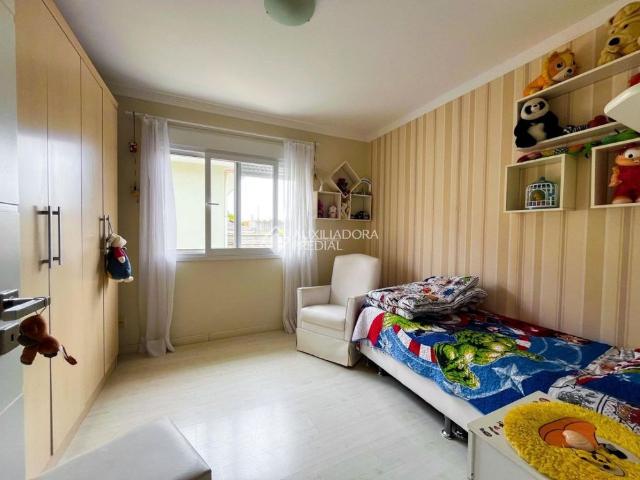Casa em Condomínio com 3 quartos e 221m² para alugar em São Vicente, Gravataí