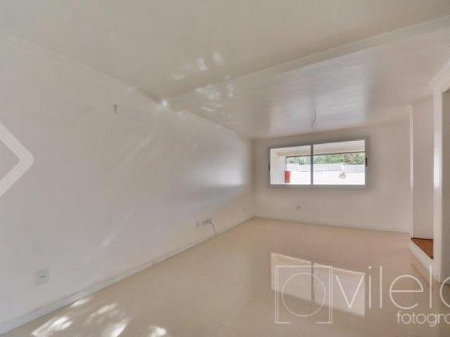 Casa em Condomínio com 3 quartos no Bairro Tristeza