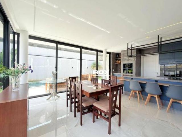 Casa em condomínio com 4 quartos à venda por R$ 2.799.000 Santa Felicidade Curitiba/PR