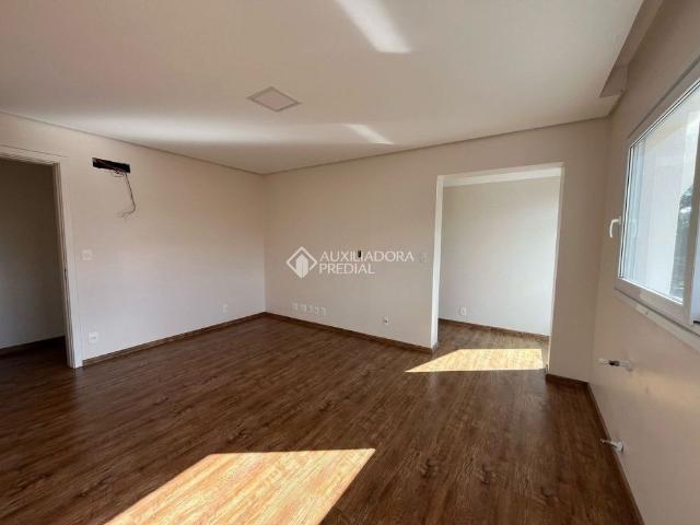 Casa em Condomínio com 4 quartos e 250m² para alugar em Reserva da Serra, Canela