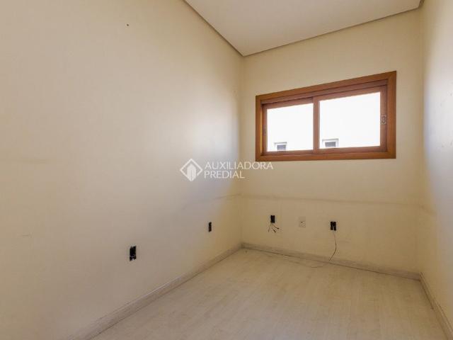 Casa em Condomínio com 4 quartos e 252m² para alugar em Igara, Canoas