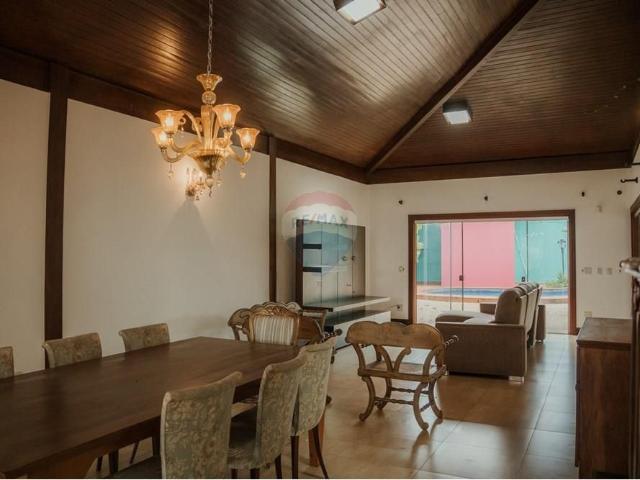 Casa em Condomínio com 4 Quartos para venda, 482m² Royal Park Ribeirão Preto