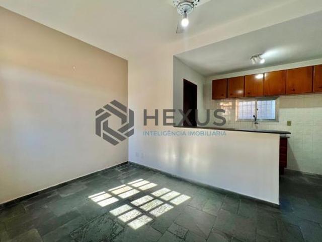 Casa em condomínio a 500m da praia no Jardim Astúrias, Guarujá