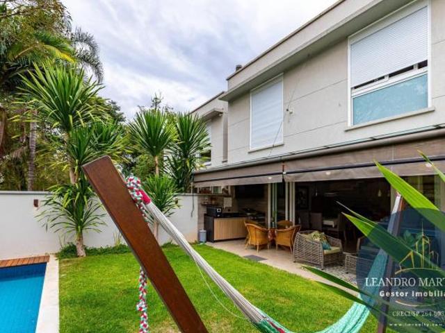 Casa em Condomínio à Venda 4 Suítes e 424m², Jardim Cordeiro – SP