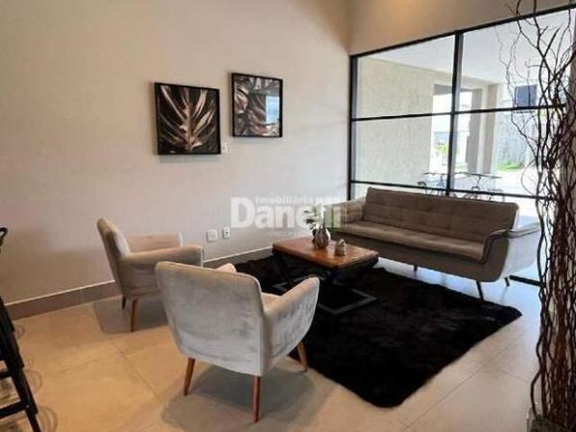 Casa em Condomínio à venda, 3 quartos, 1 suíte, 2 vagas, Loteamento Residencial Morada do Visconde