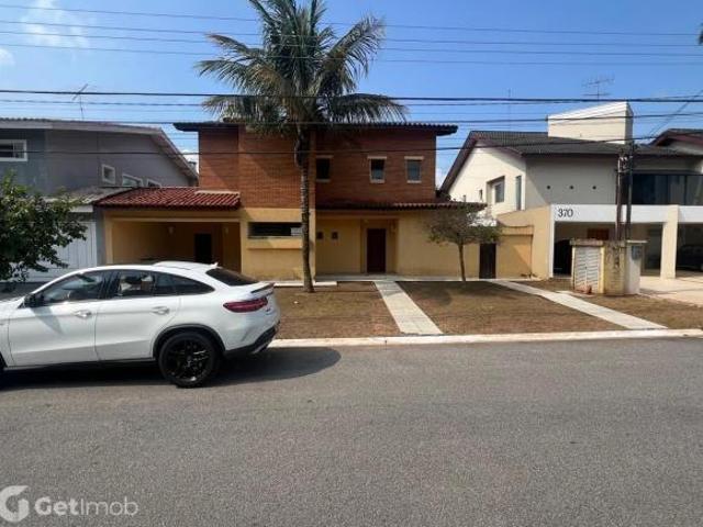 Casa em condomínio à venda em Alphaville