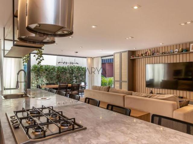 CASA EM CONDOMÍNIO À VENDA NO AHÚ ARYA1