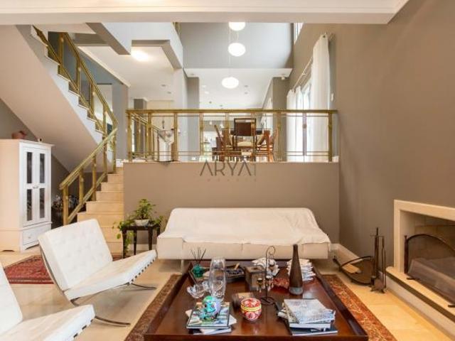 Casa em condomínio à venda no Alphaville ARYA1
