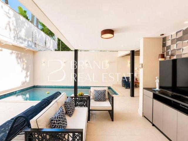 Casa em Condomínio á venda no Campo Belo I 3 Suítes I Escritório I Piscina Privativa I 4 vagas