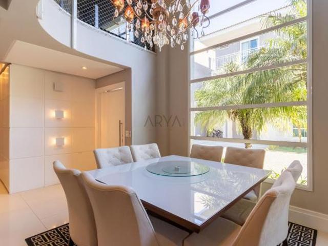 Casa em condomínio à venda no Hugo Lange ARYA1