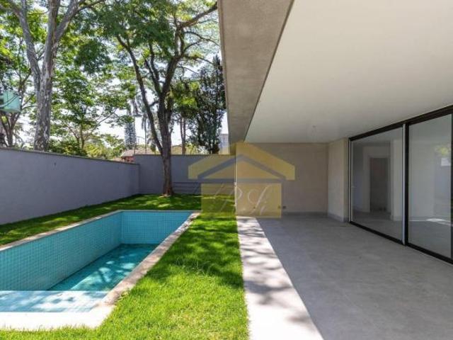 Casa em Condomínio à Venda no Jardim Cordeiro | 712m² | 4 Suítes | Alto Padrão