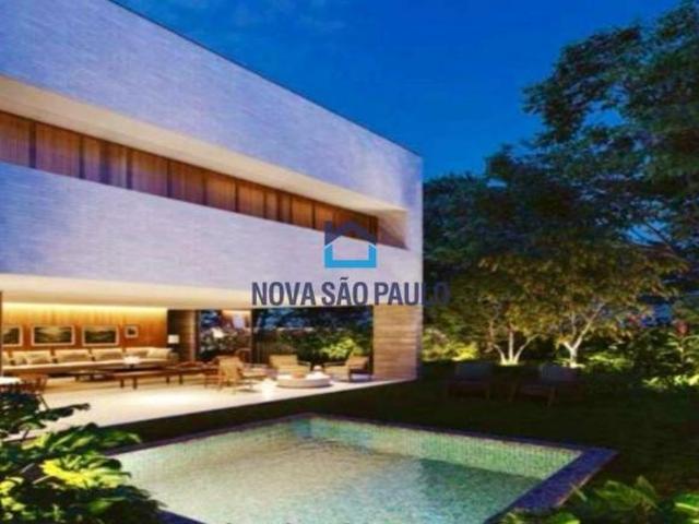 Casa em Condomínio à venda no Jardim Petrópolis com 3 dormitórios