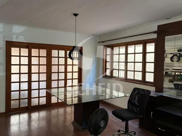 Casa em Condomínio á Venda no Morumbi com 173m², 3 quartos sendo 2 suítes, 3 vagas