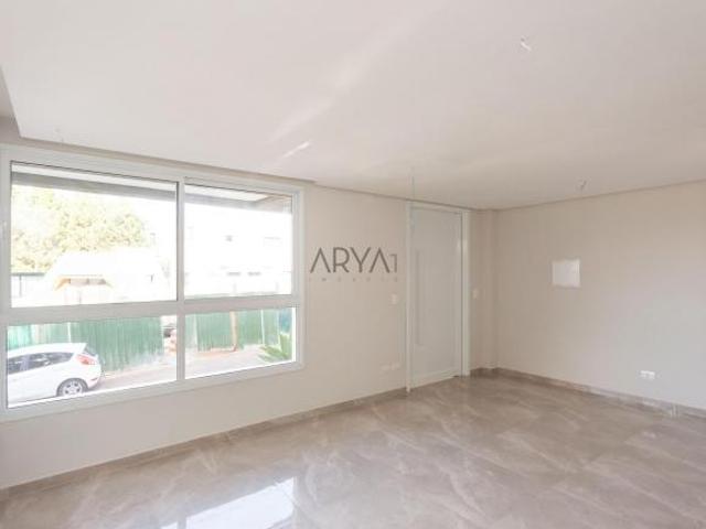 Casa em condomínio à venda no Santa Cândida ARYA1
