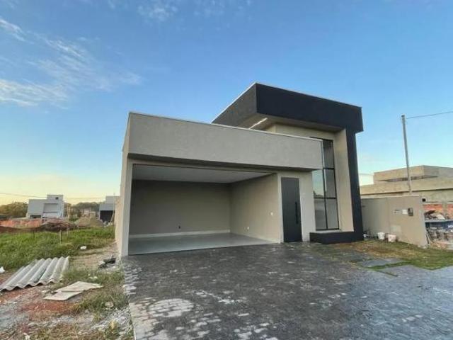 Casa em Condomínio à Venda Rosas de Leiria | Goianira GO