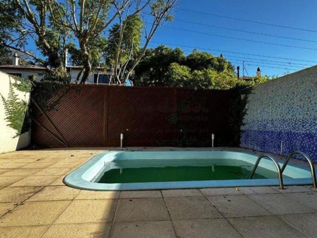Casa em condomínio alto padrão 4 dormitórios