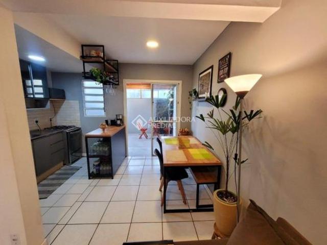 Casa em Condomínio Bairro Humaitá Porto Alegre