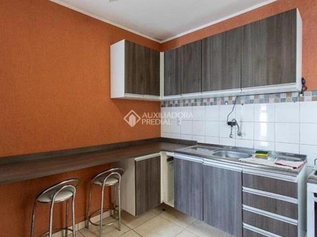 Casa em condomínio de 3 quartos a venda no bairro Tristeza