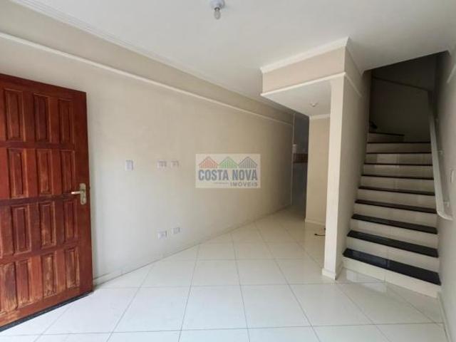 Casa em condominio de 2 dormitórios